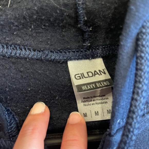 Classic navy Gildans zip up - Picture 2 of 2
